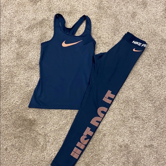 Nike Pants - Nike leggings and tank top outfit
